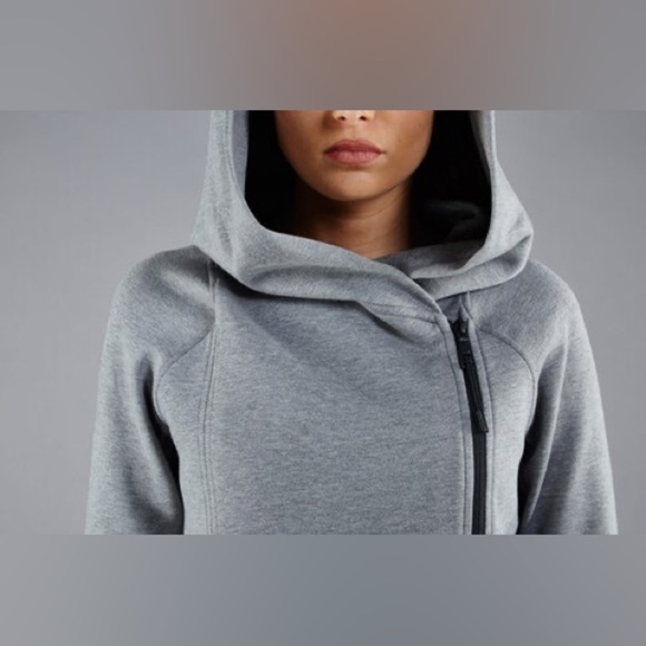 Nike Sportswear Tech Fleece Zip Up Oversized Hoodie in Cape Carbon Heather - Picture 2 of 16